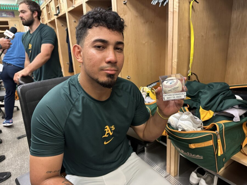 오타니-삼진-잡은-야수